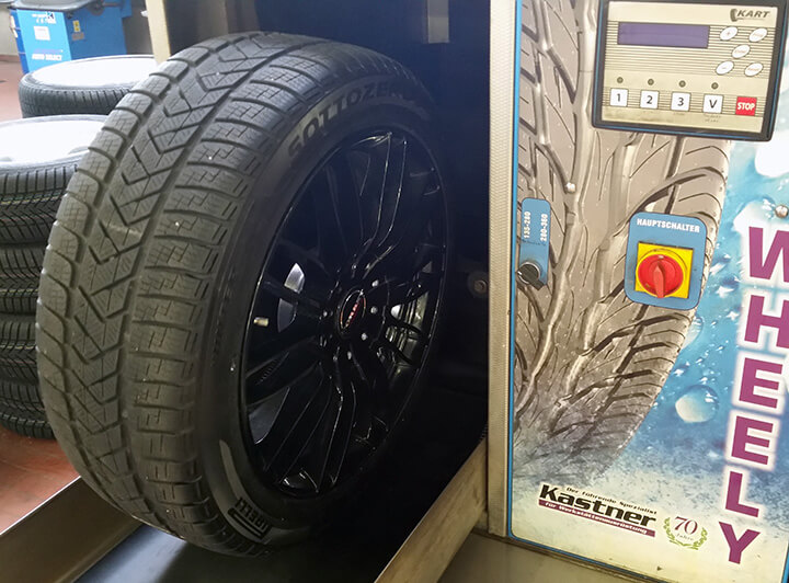 Reifeneinlagerung Autohaus Brunner Kirchbichl